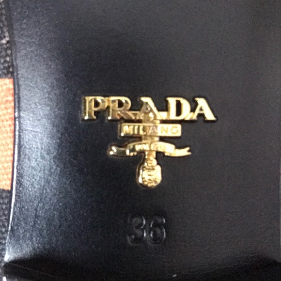 Prada Flats Knockers - Picture 4 of 8